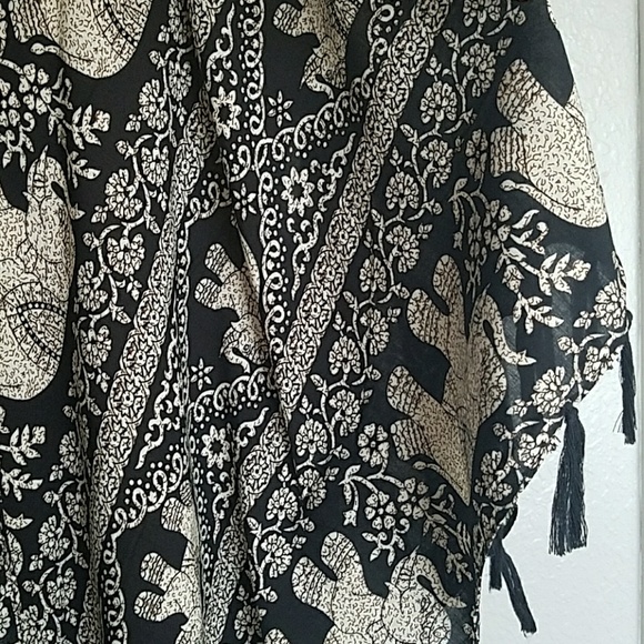 2 LEFT - BOHO Elephant Print Tassled Kimono - Picture 7 of 7
